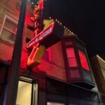 Melt bar and grilled neon sign